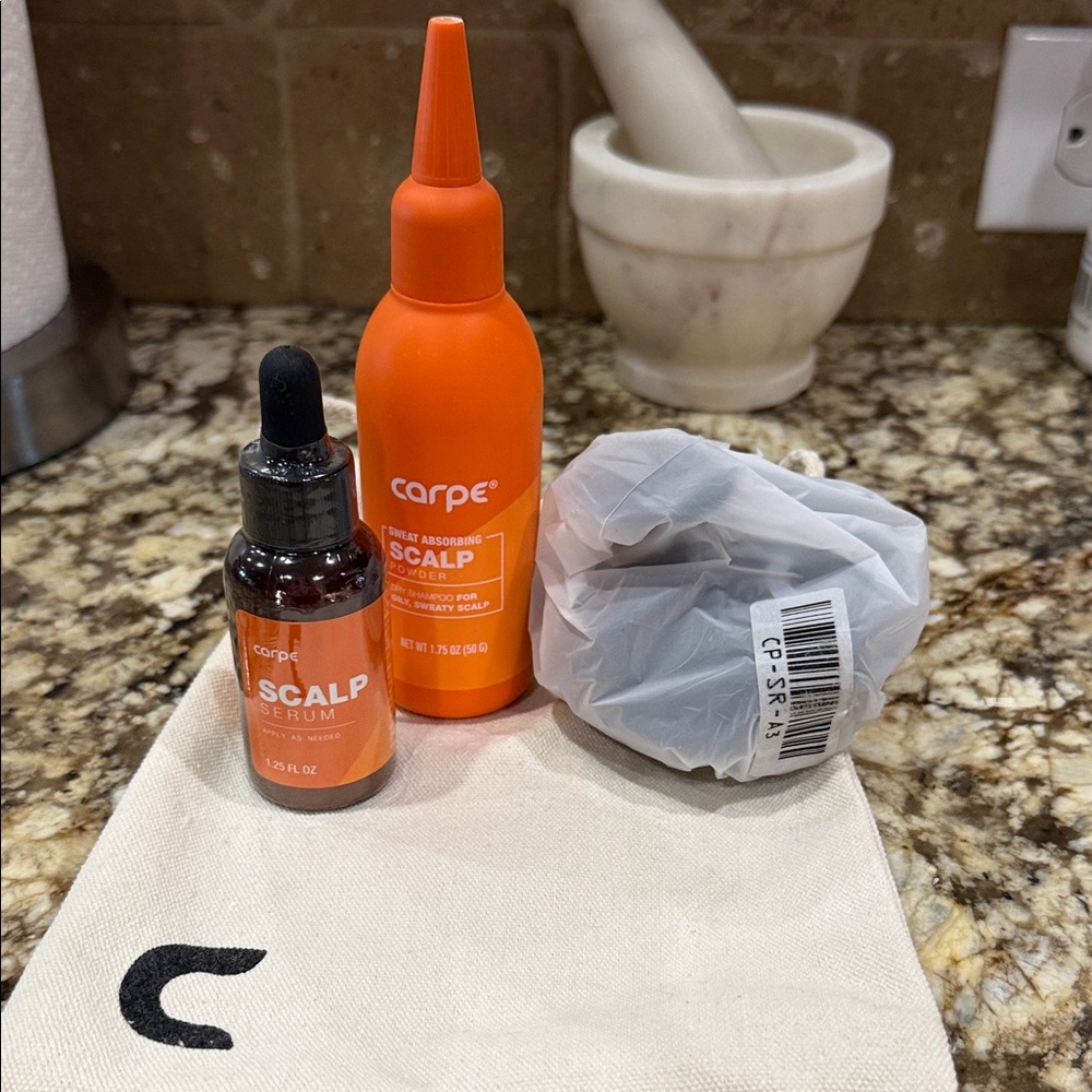 Carpe Scalp Serum and Treatment Set
NEW UNOPENED